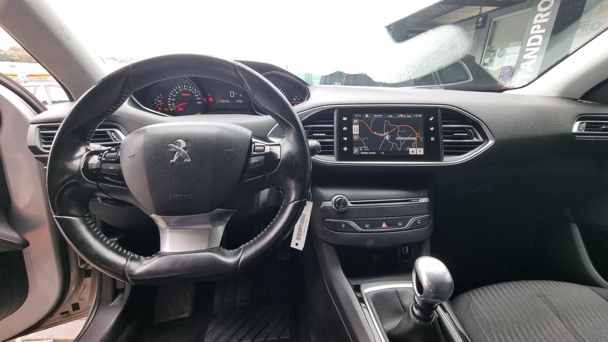 peugeot-308-sw-2015-diesel-1560cc