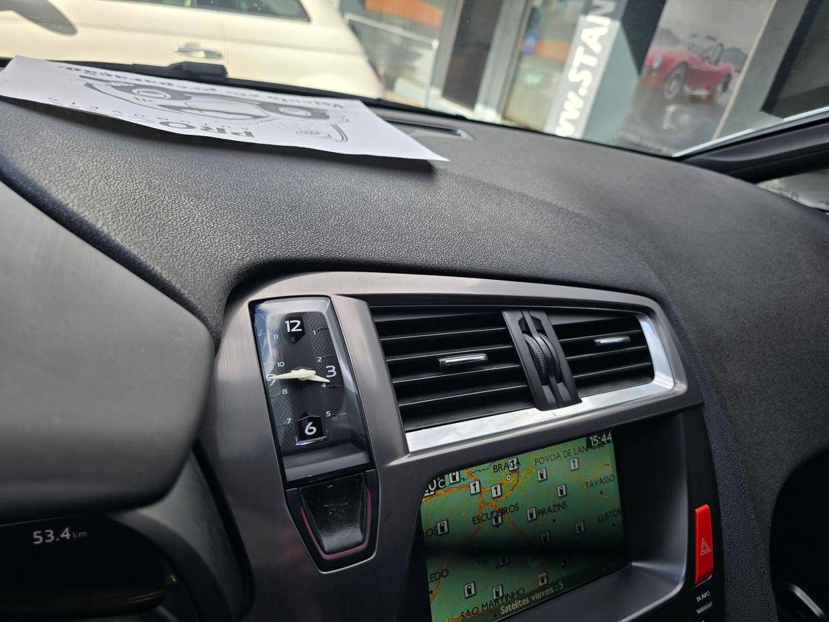 citroen-ds5-2014-hibrido-a-diesel-1997cc