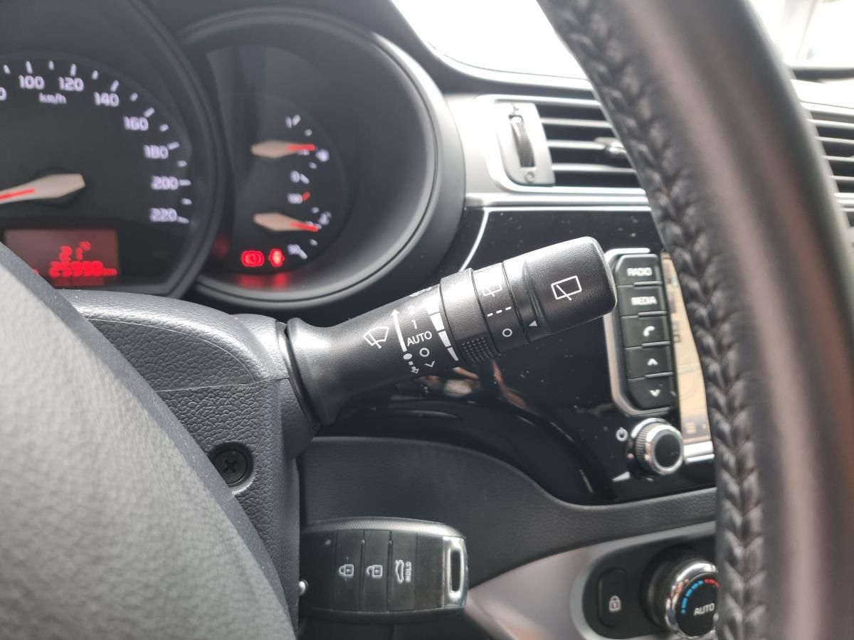 kia-rio-2016-gasolina-1248cc