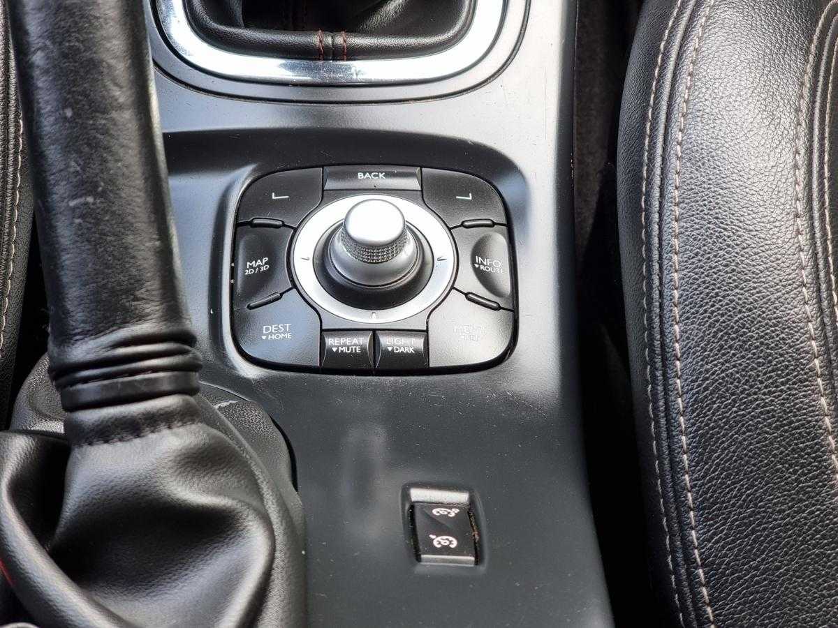 renault-megane-sport-tourer-2012-diesel-1461cc