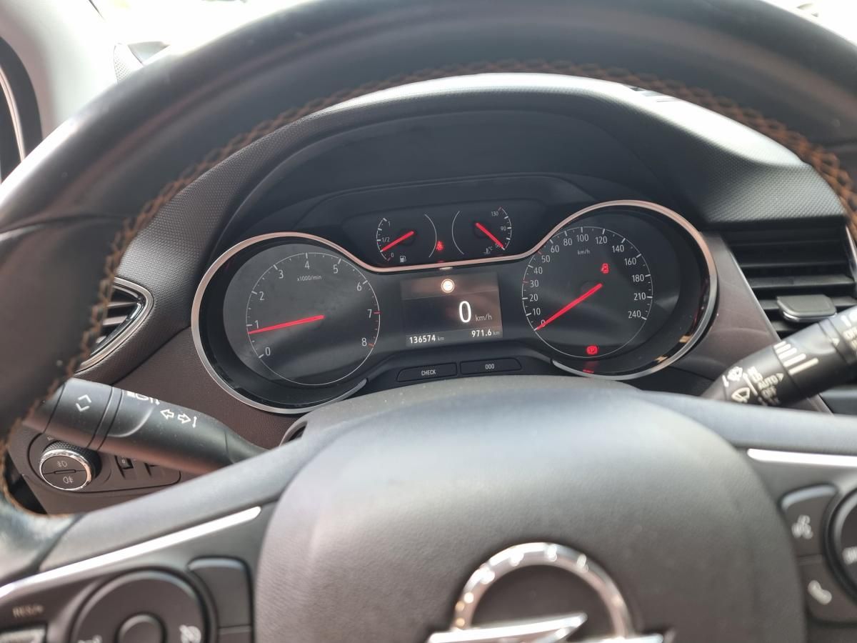 opel-crossland-x-2018-gpl-1199cc