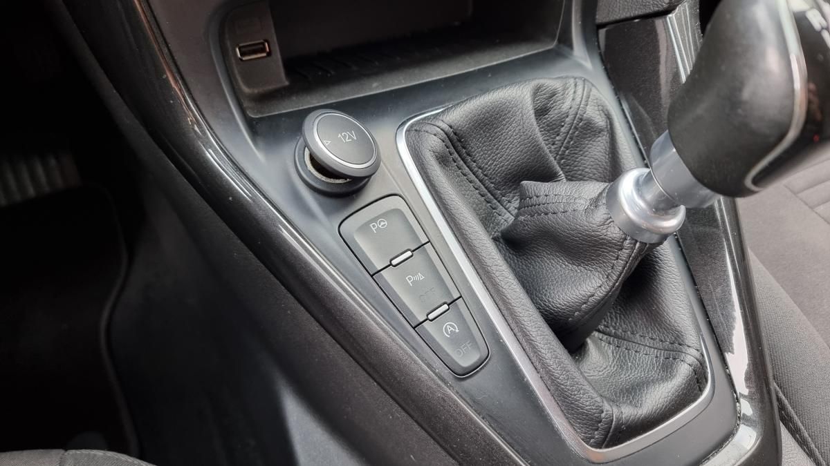 ford-focus-2016-gasolina-998cc