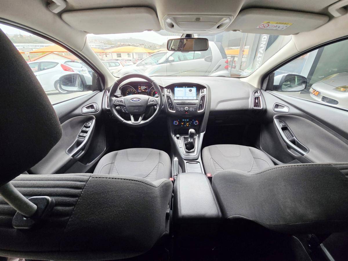 ford-focus-sw-2017-gasolina-998cc