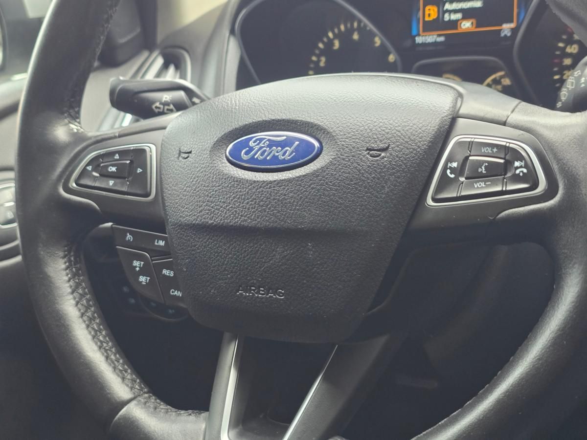 ford-focus-sw-2017-gasolina-998cc