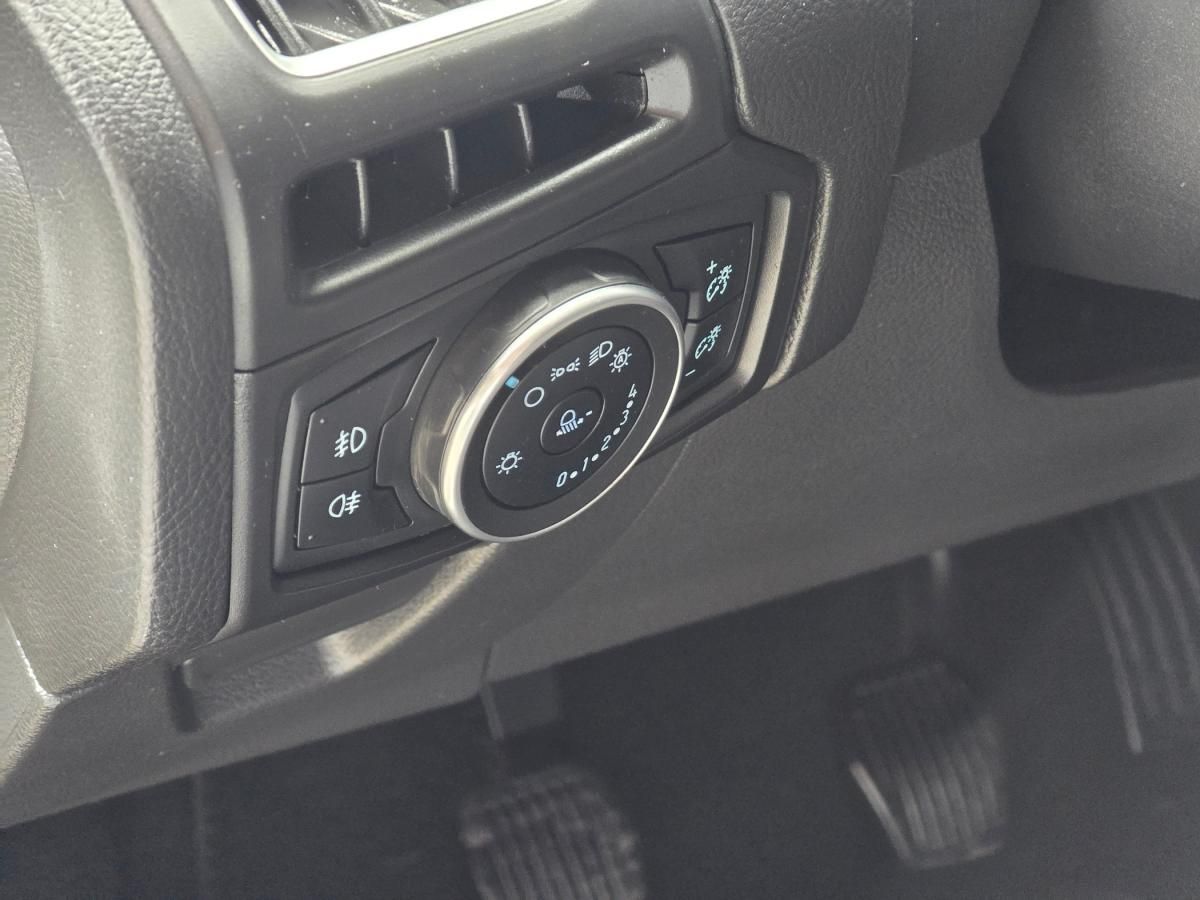 ford-focus-sw-2017-gasolina-998cc