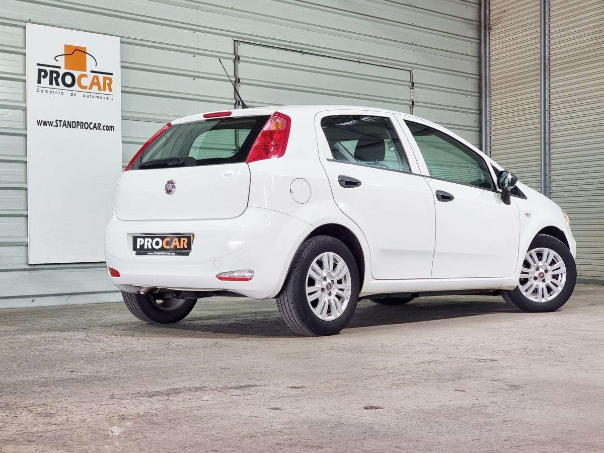 fiat-punto-2018-diesel-1248cc
