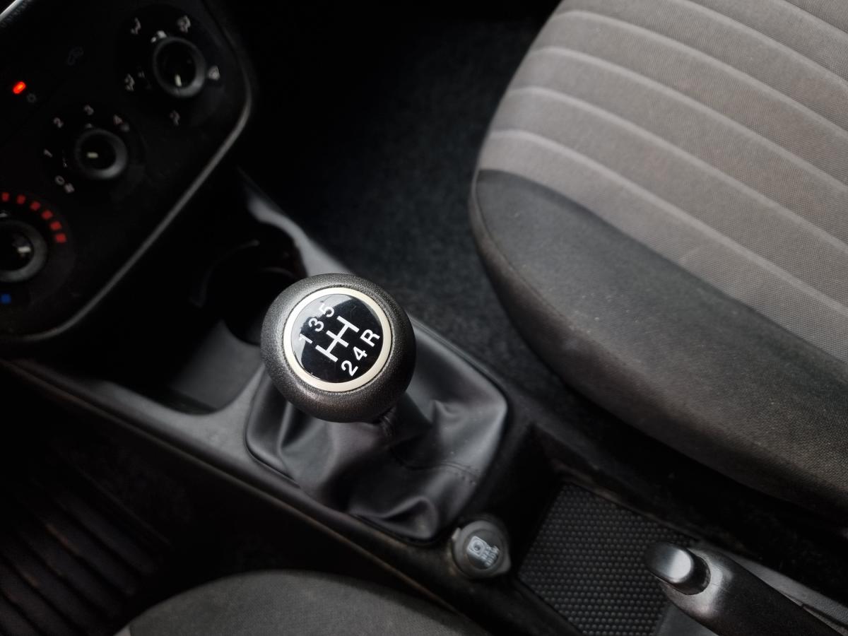 fiat-punto-2018-diesel-1248cc