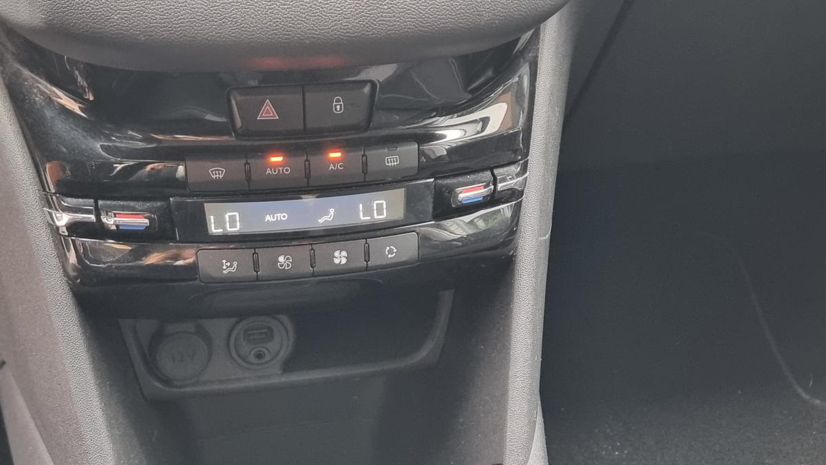 peugeot-208-2014-diesel-1560cc