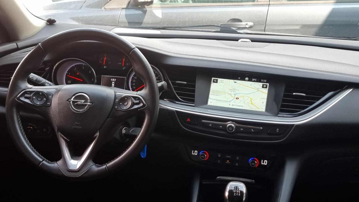 opel-insignia-sports-tourer-2019-diesel-1598cc