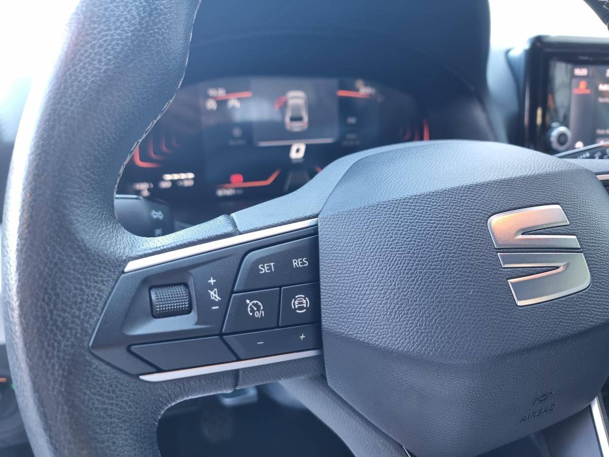 seat-ibiza-2023-gasolina-999cc