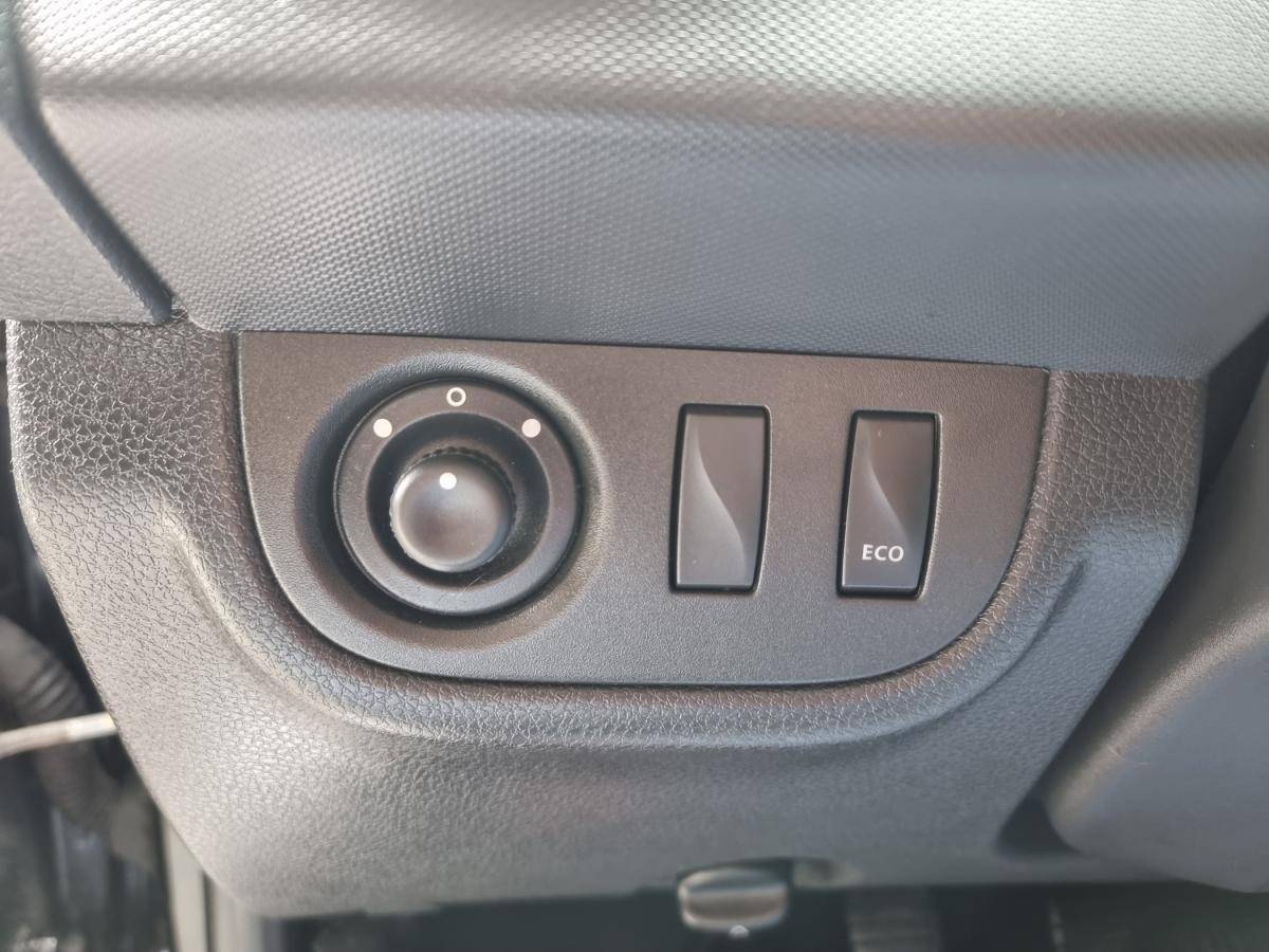 dacia-logan-mcv-2014-gasolina-898cc