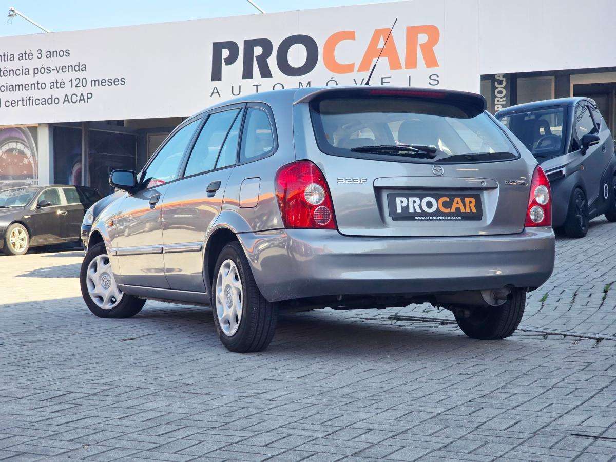 mazda-323-2003-gasolina-1324cc