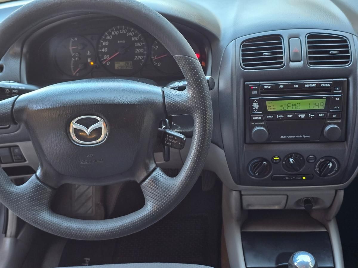 mazda-323-2003-gasolina-1324cc