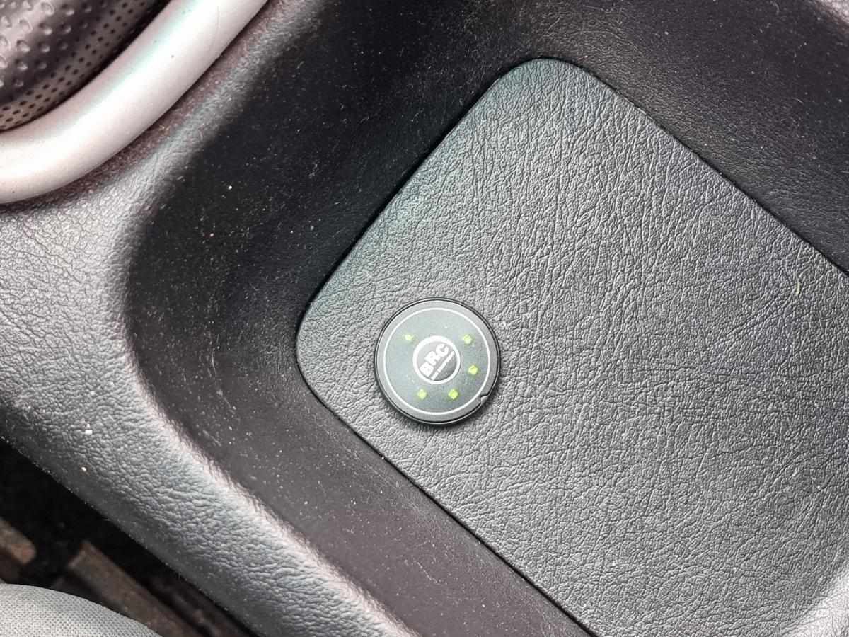 mitsubishi-space-star-2002-gpl-1299cc