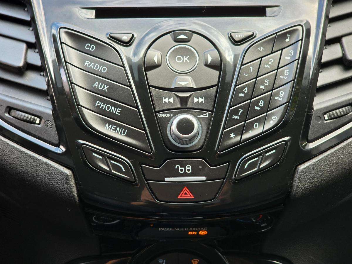 ford-fiesta-2016-gasolina-998cc