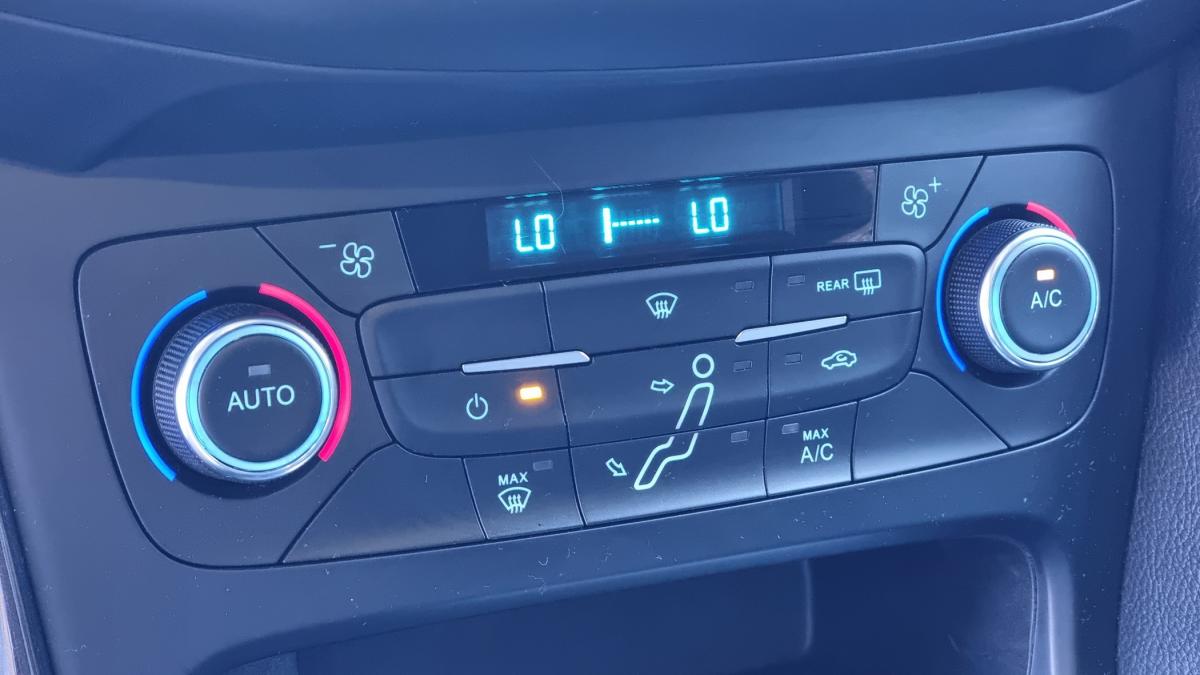 ford-focus-2018-diesel-1499cc