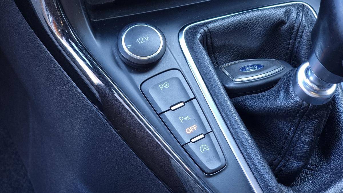 ford-focus-2018-diesel-1499cc