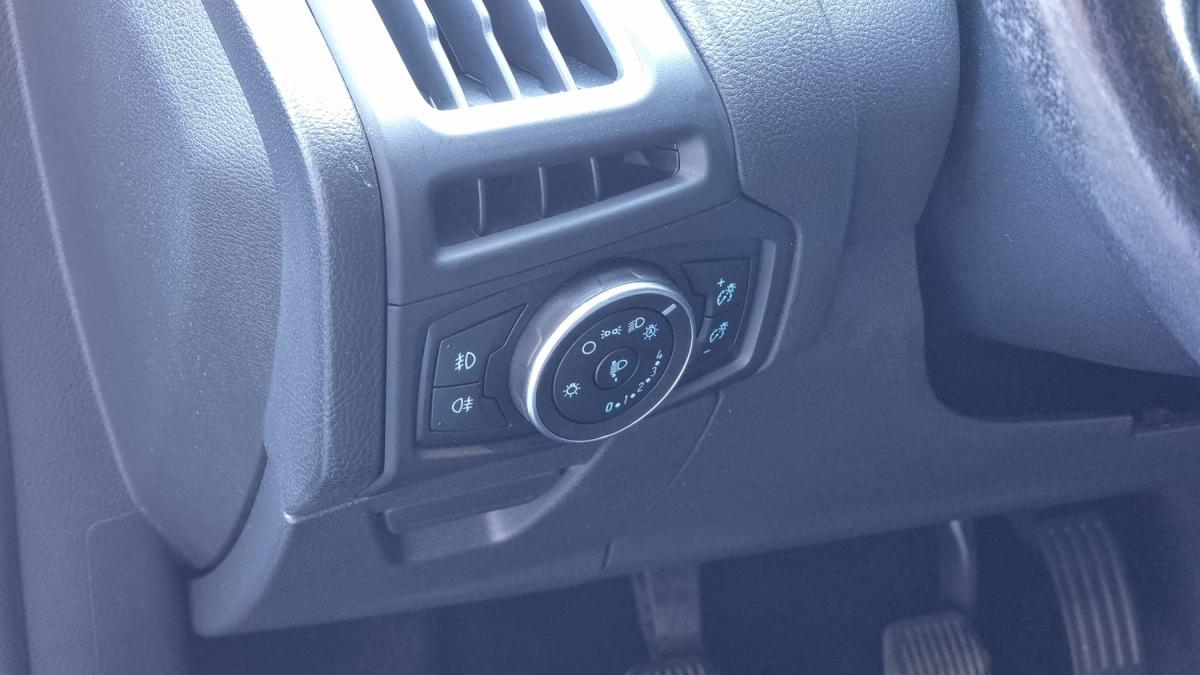 ford-focus-2018-diesel-1499cc
