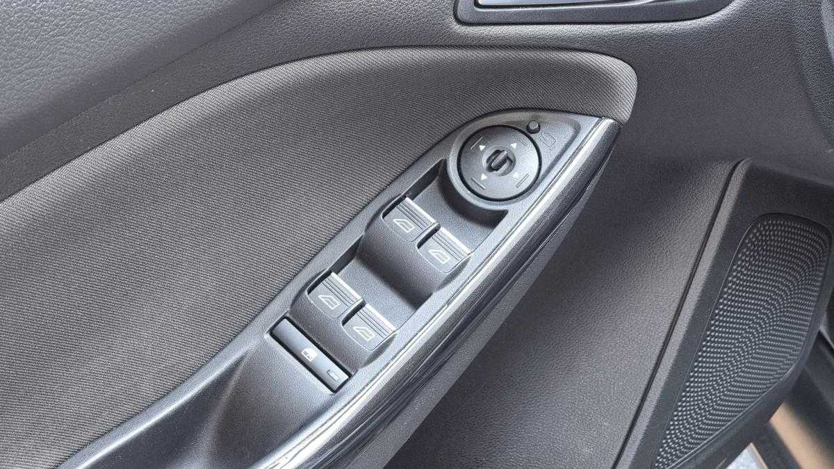 ford-focus-2018-diesel-1499cc