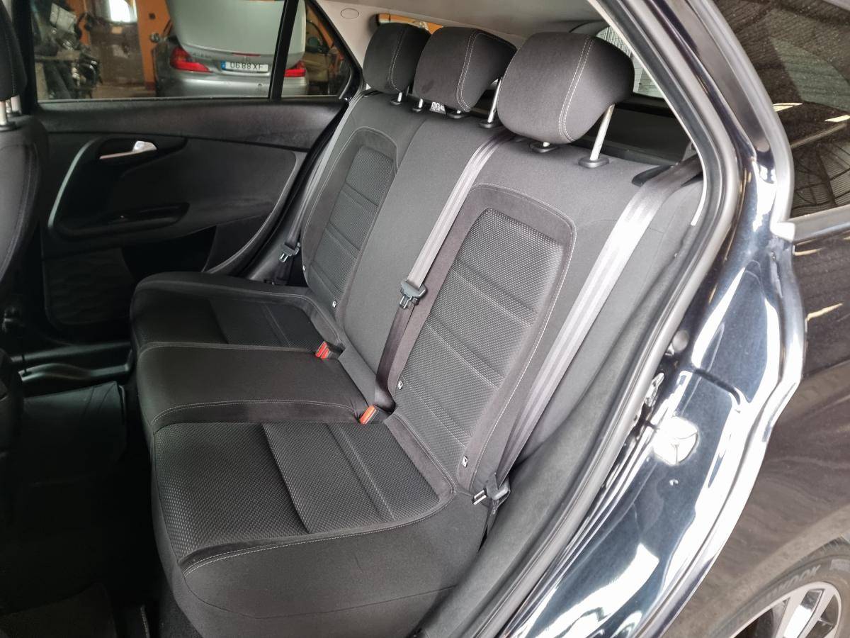 fiat-tipo-station-wagon-2019-diesel-1598cc