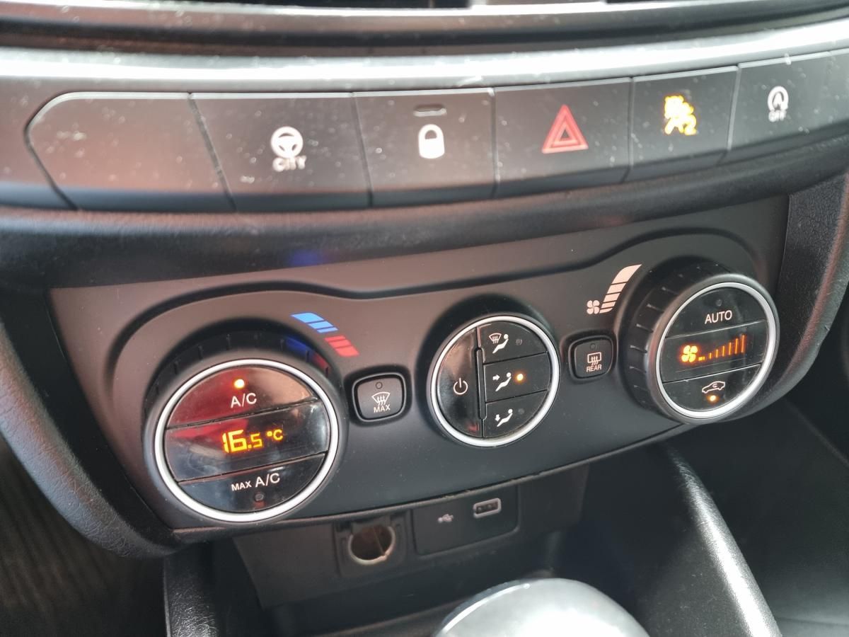 fiat-tipo-station-wagon-2019-diesel-1598cc