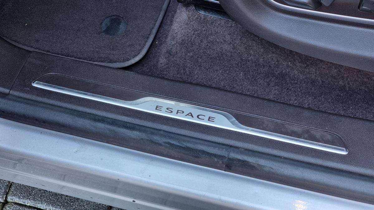 renault-espace-2016-diesel-1598cc