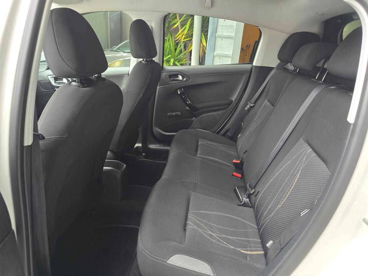 peugeot-208-2014-diesel-1398cc