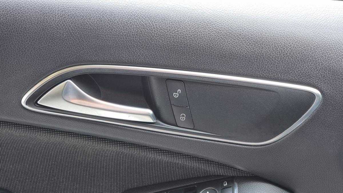 mercedes-benz-classe-a-2014-gasolina-1595cc
