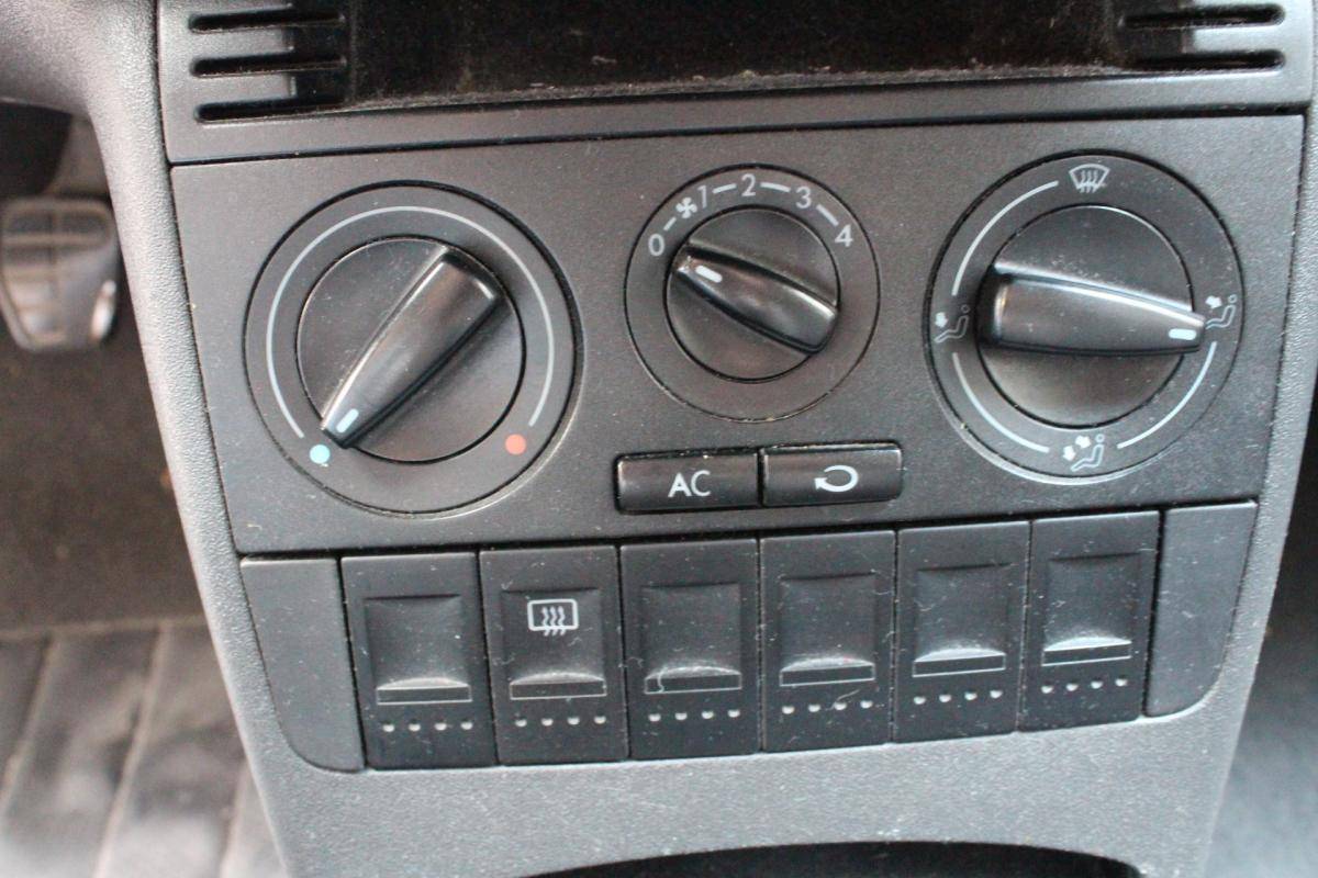 volkswagen-polo-2001-diesel-1422cc
