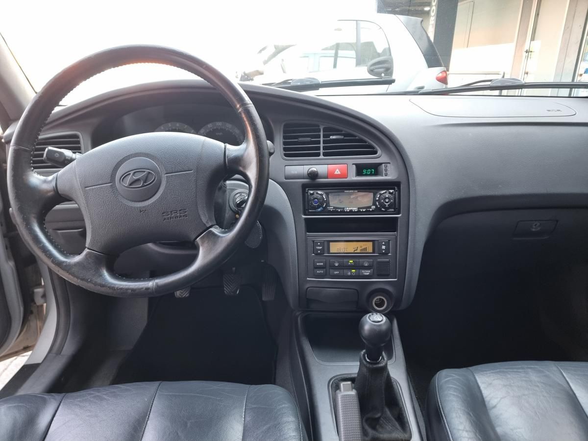 hyundai-elantra-2001-gasolina-1599cc