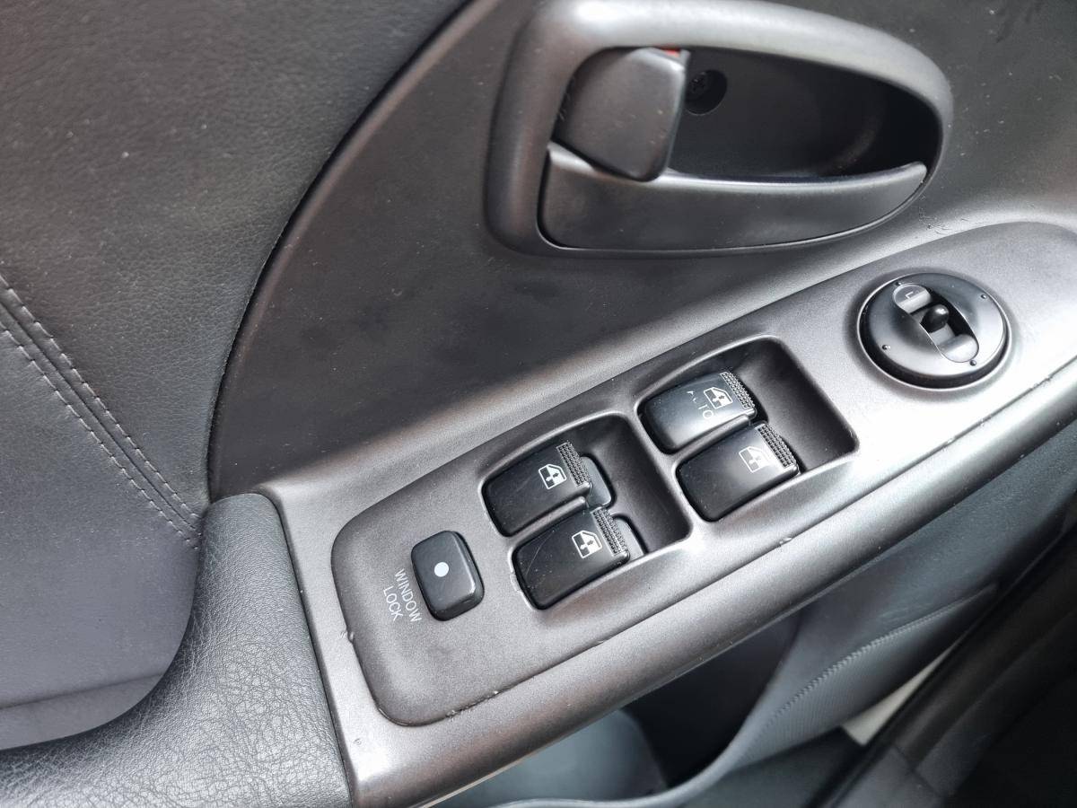 hyundai-elantra-2001-gasolina-1599cc