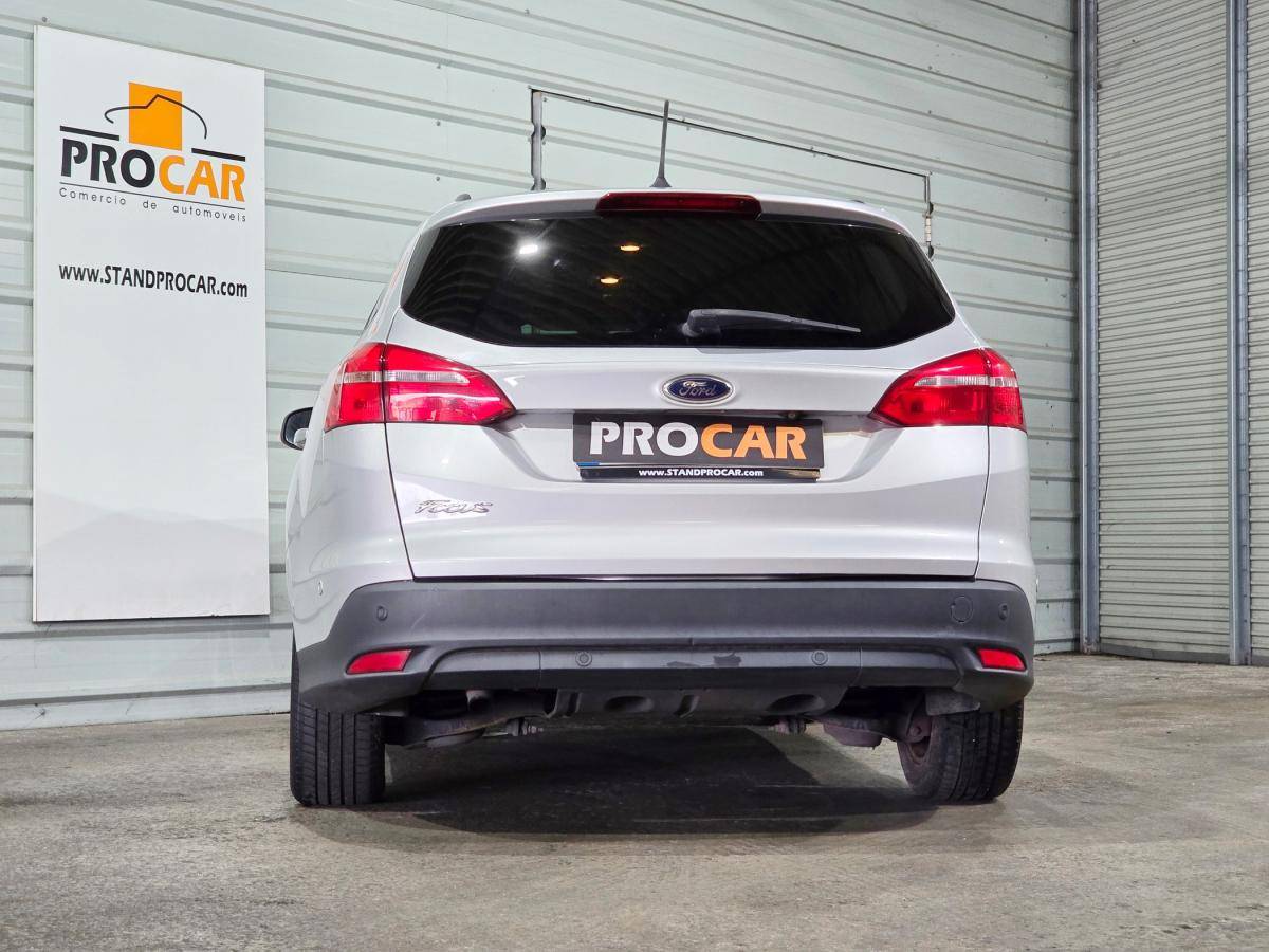 ford-focus-sw-2018-diesel-1499cc