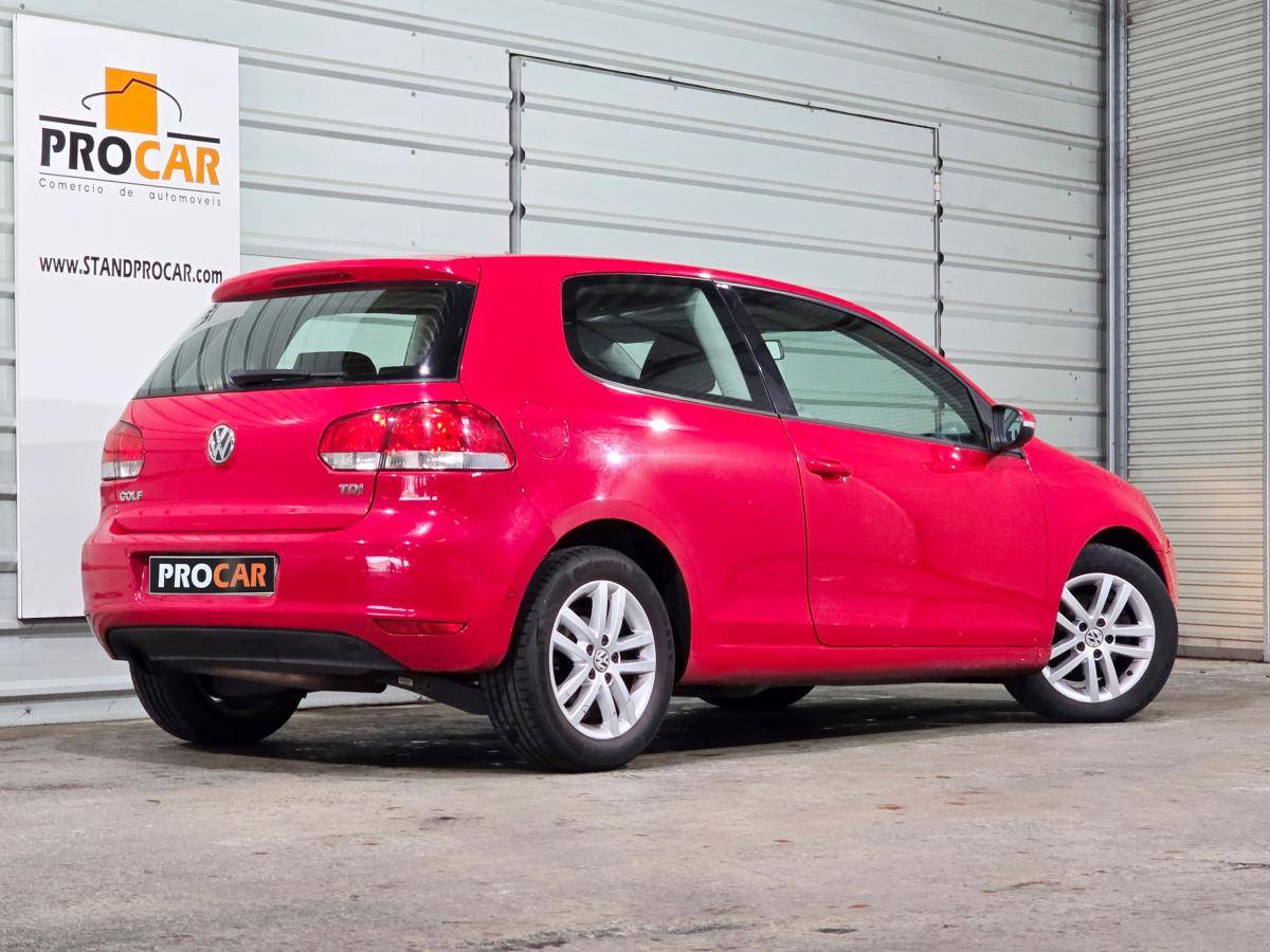 volkswagen-golf-2010-diesel-1598cc