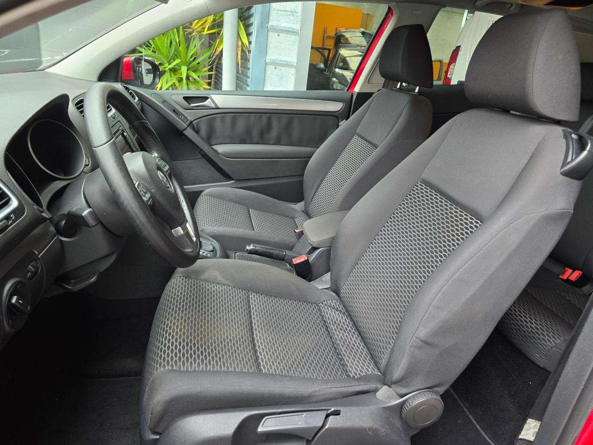 volkswagen-golf-2010-diesel-1598cc