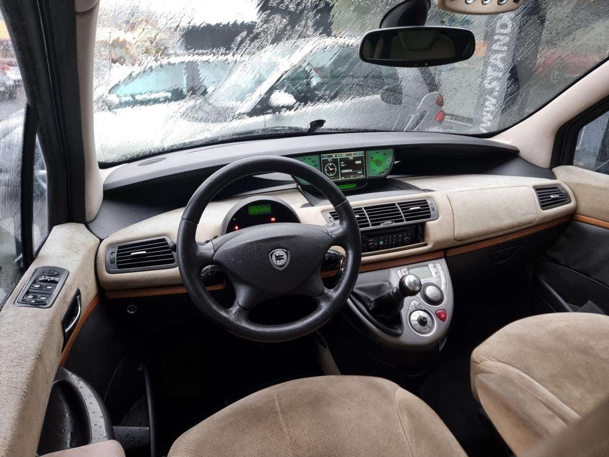 lancia-phedra-2005-diesel-2179cc