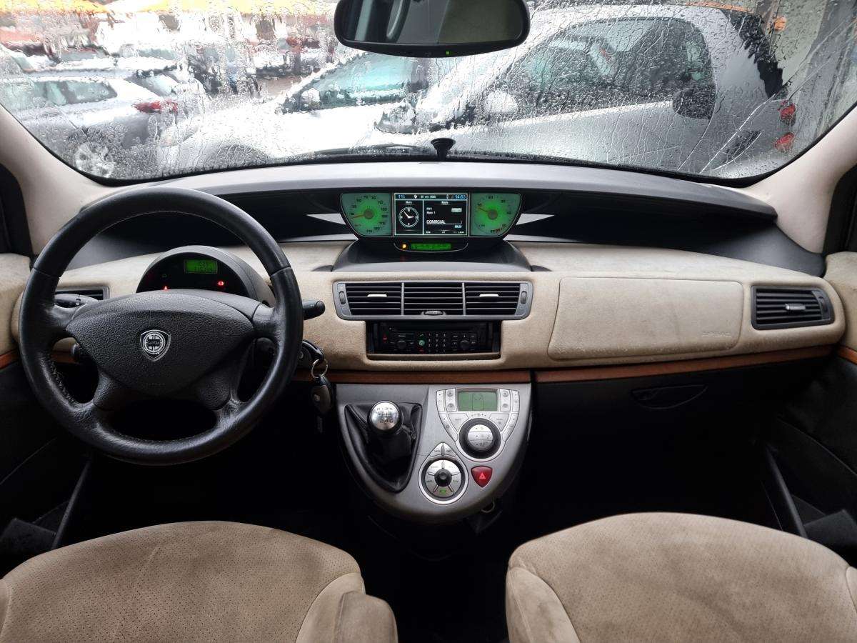 lancia-phedra-2005-diesel-2179cc