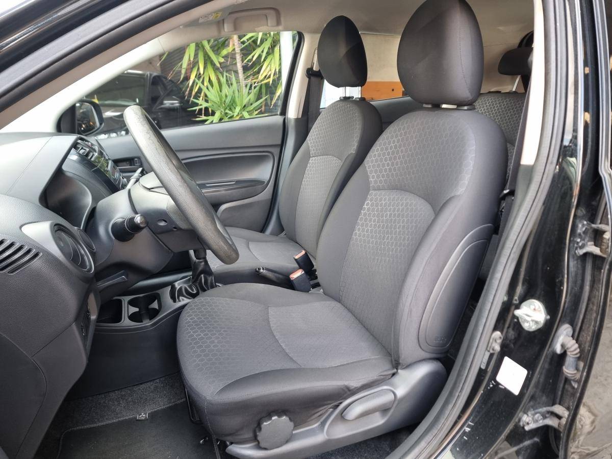 mitsubishi-space-star-2014-gasolina-1193cc