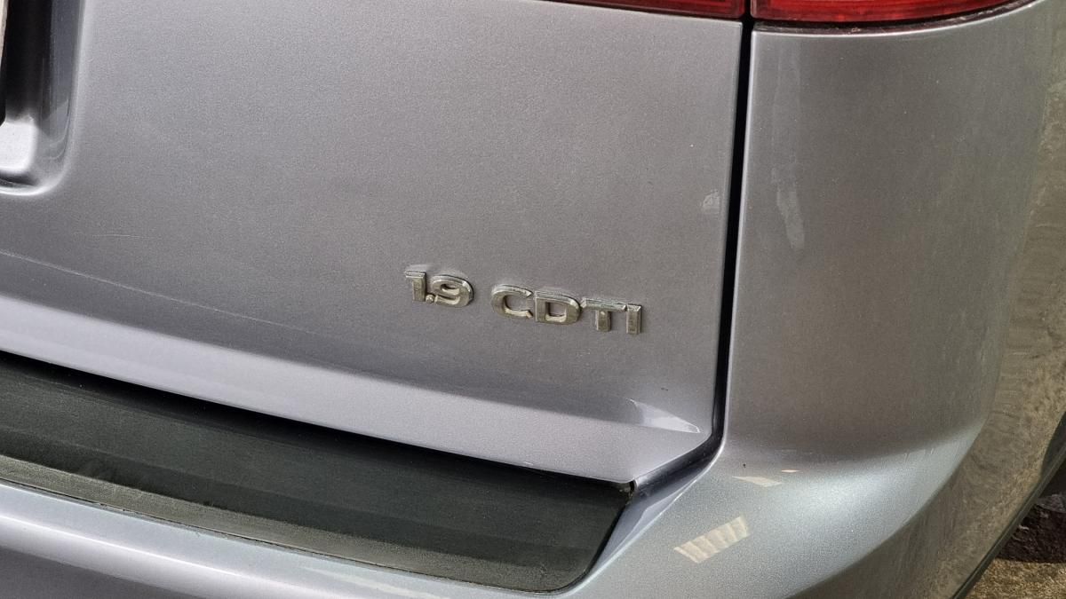 opel-vectra-caravan-2006-diesel-1910cc