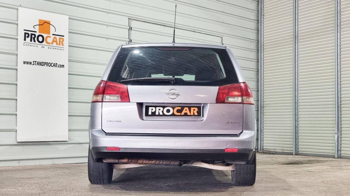 opel-vectra-caravan-2006-diesel-1910cc
