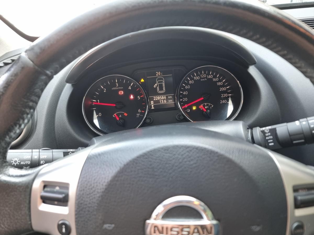 nissan-qashqai-2012-diesel-1598cc