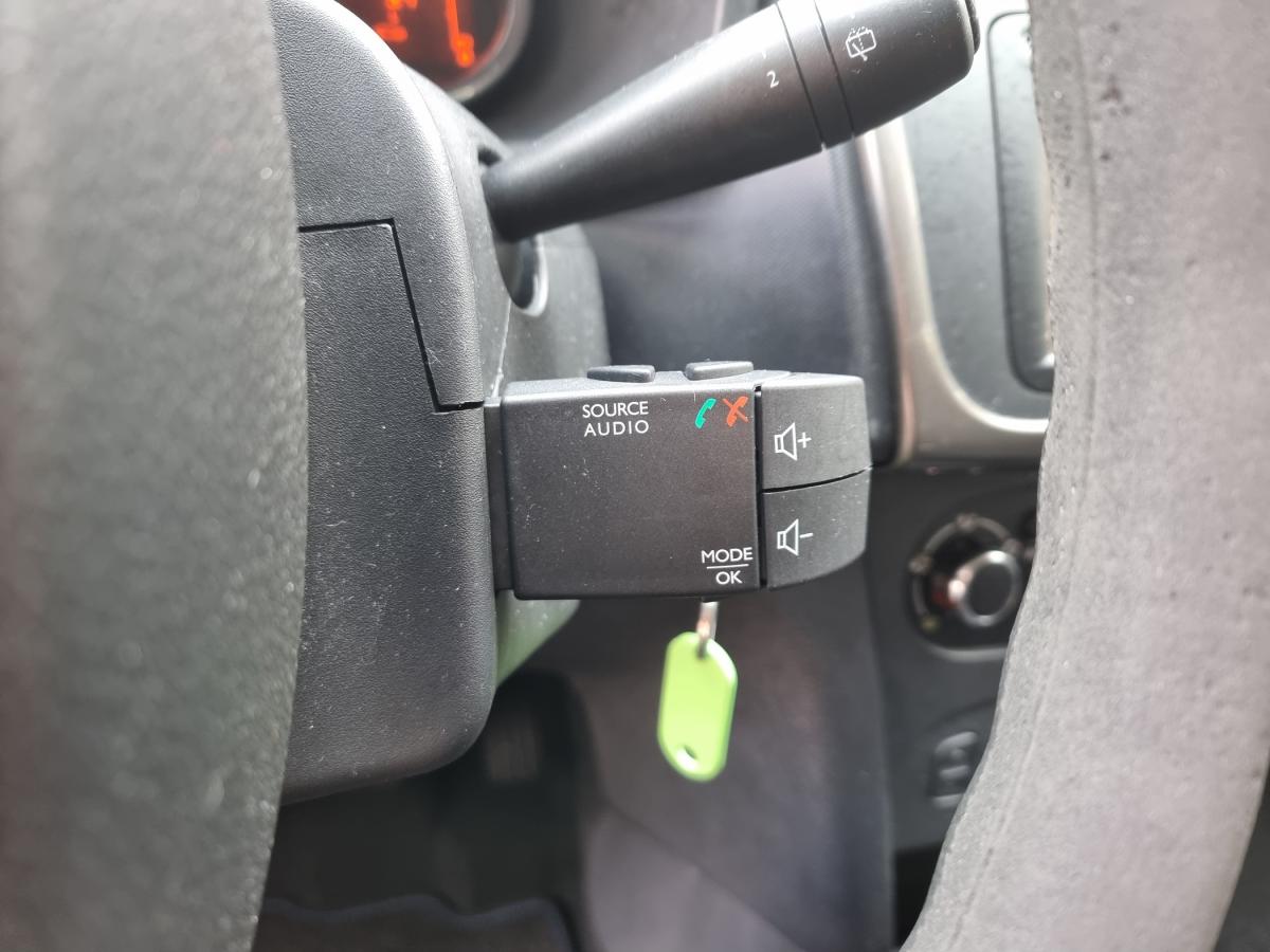 dacia-logan-mcv-2014-diesel-1461cc