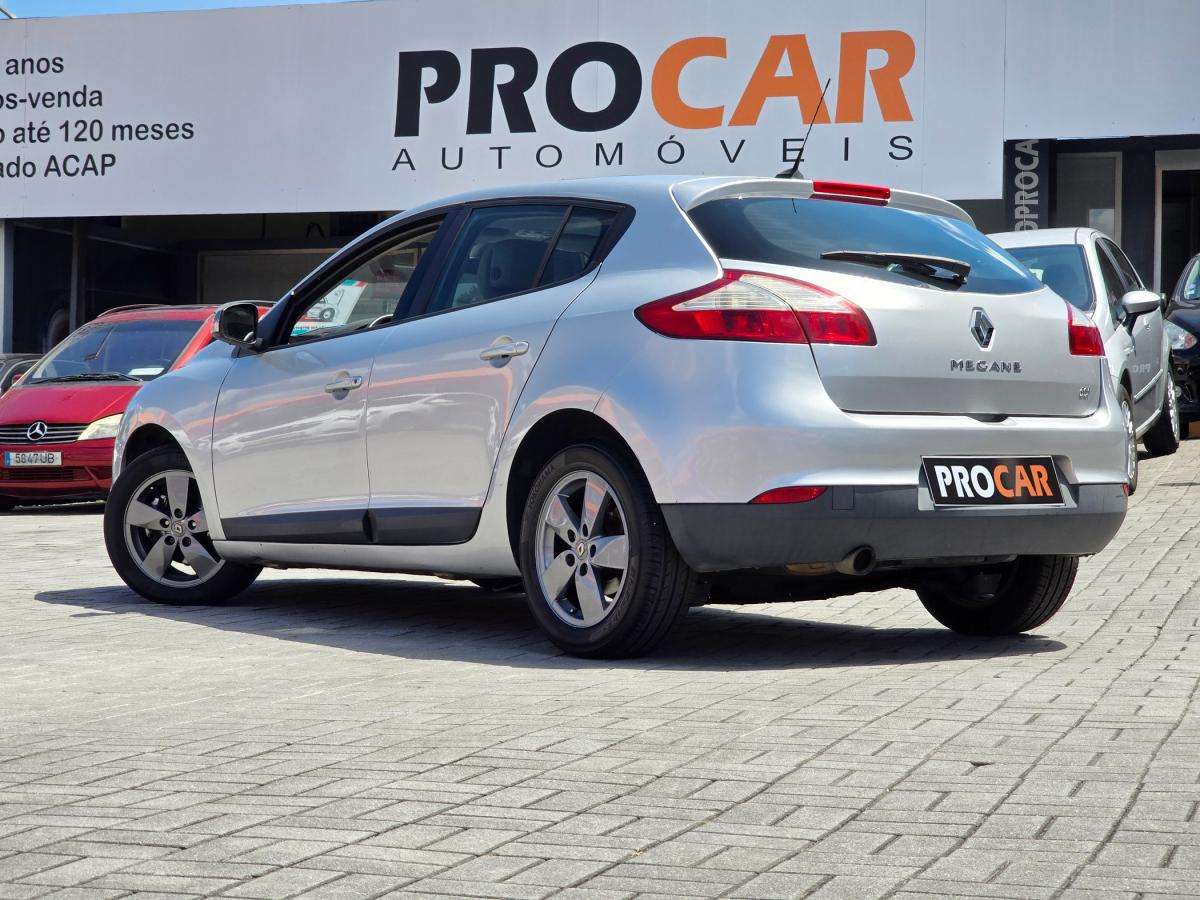 renault-megane-2011-diesel-1461cc
