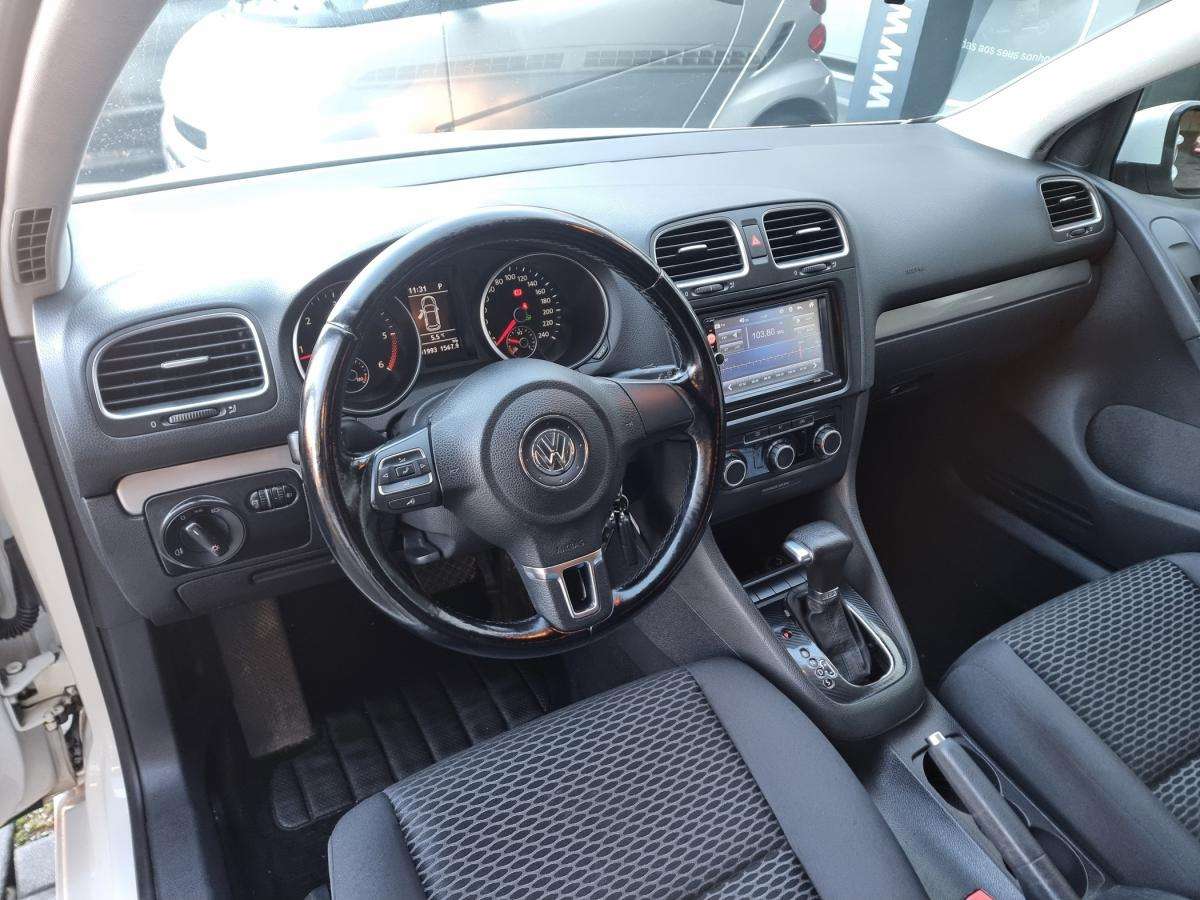 volkswagen-golf-2010-diesel-1598cc