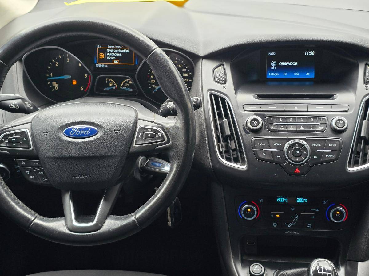 ford-focus-2016-diesel-1499cc