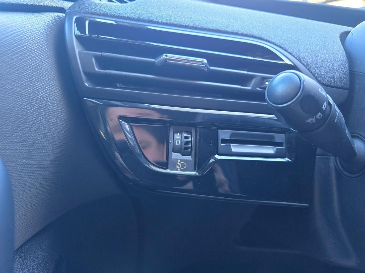 citroen-c4-picasso-2014-diesel-1560cc