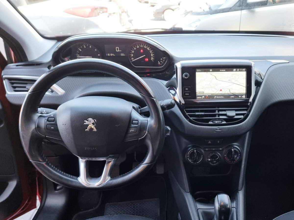 peugeot-208-2017-gasolina-1199cc