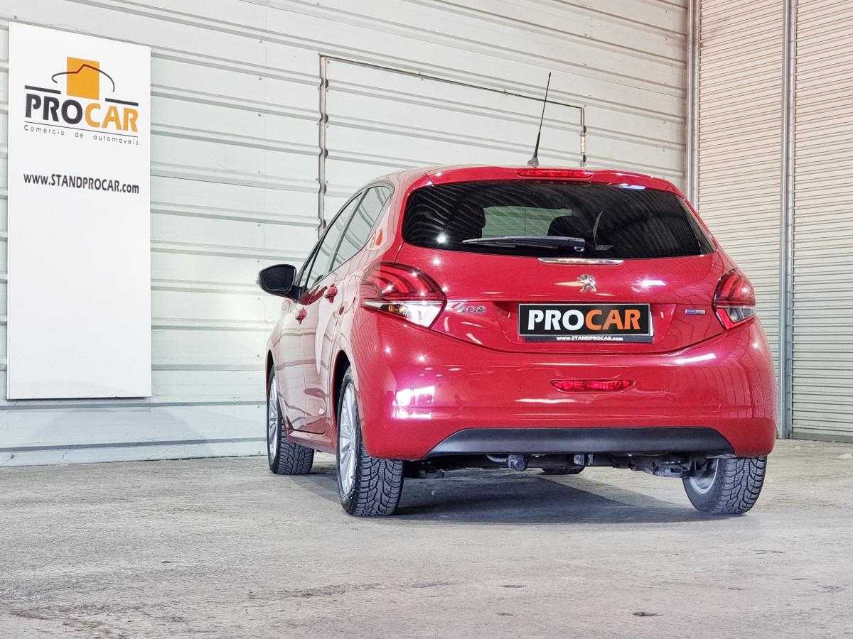 peugeot-208-2017-gasolina-1199cc