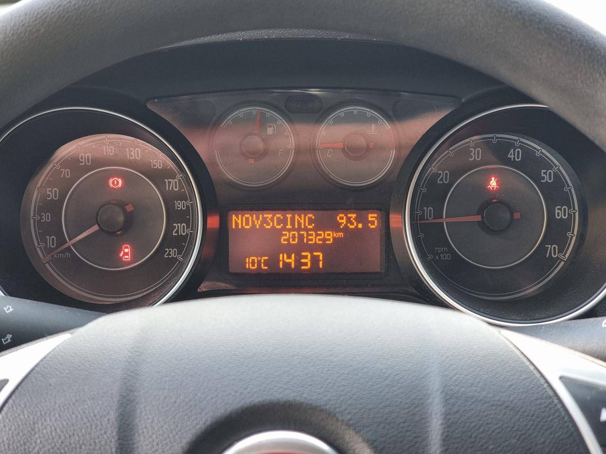 fiat-punto-2018-diesel-1248cc
