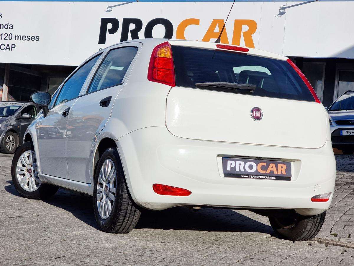 fiat-punto-2018-diesel-1248cc