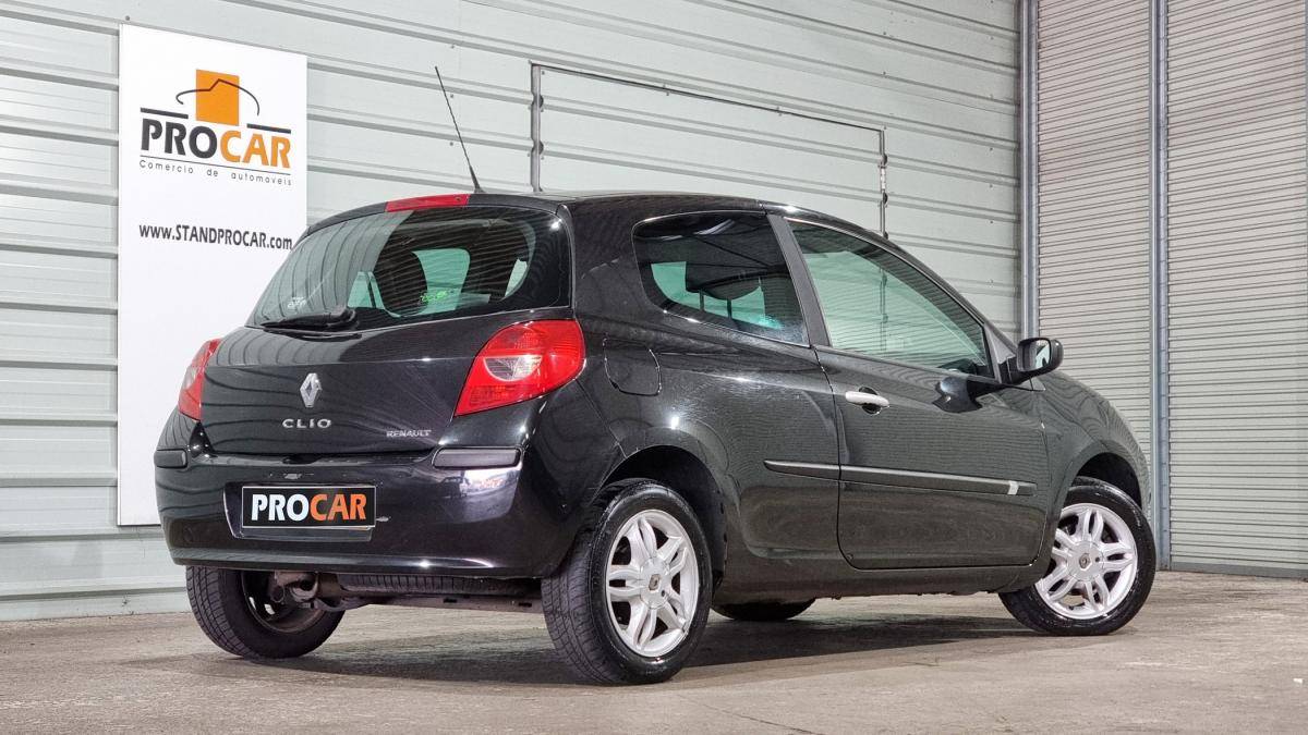 renault-clio-2006-gasolina-1149cc